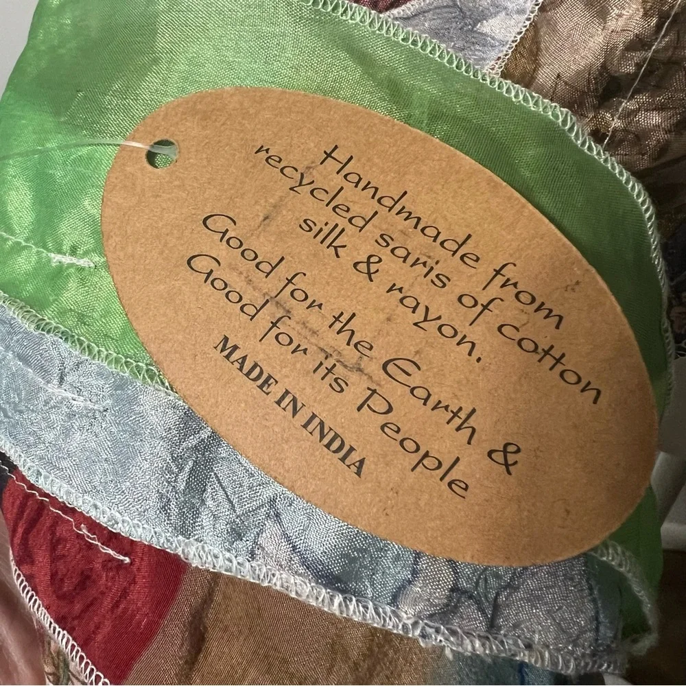 N/A vibrant scarf